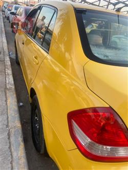 نیسان ڤێرسا